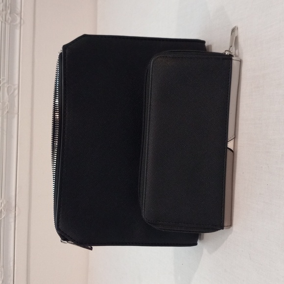 Purse Set - Picture 2 of 16